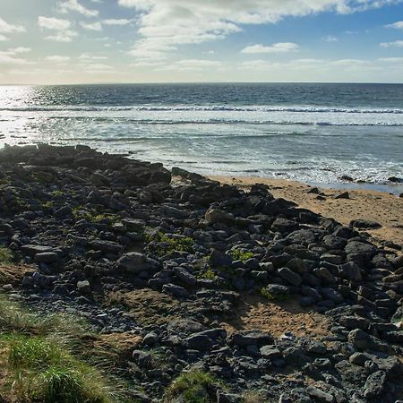 1844 Seascape Cottage Is Located On The Wild Atlantic Way Fanore Exterior foto
