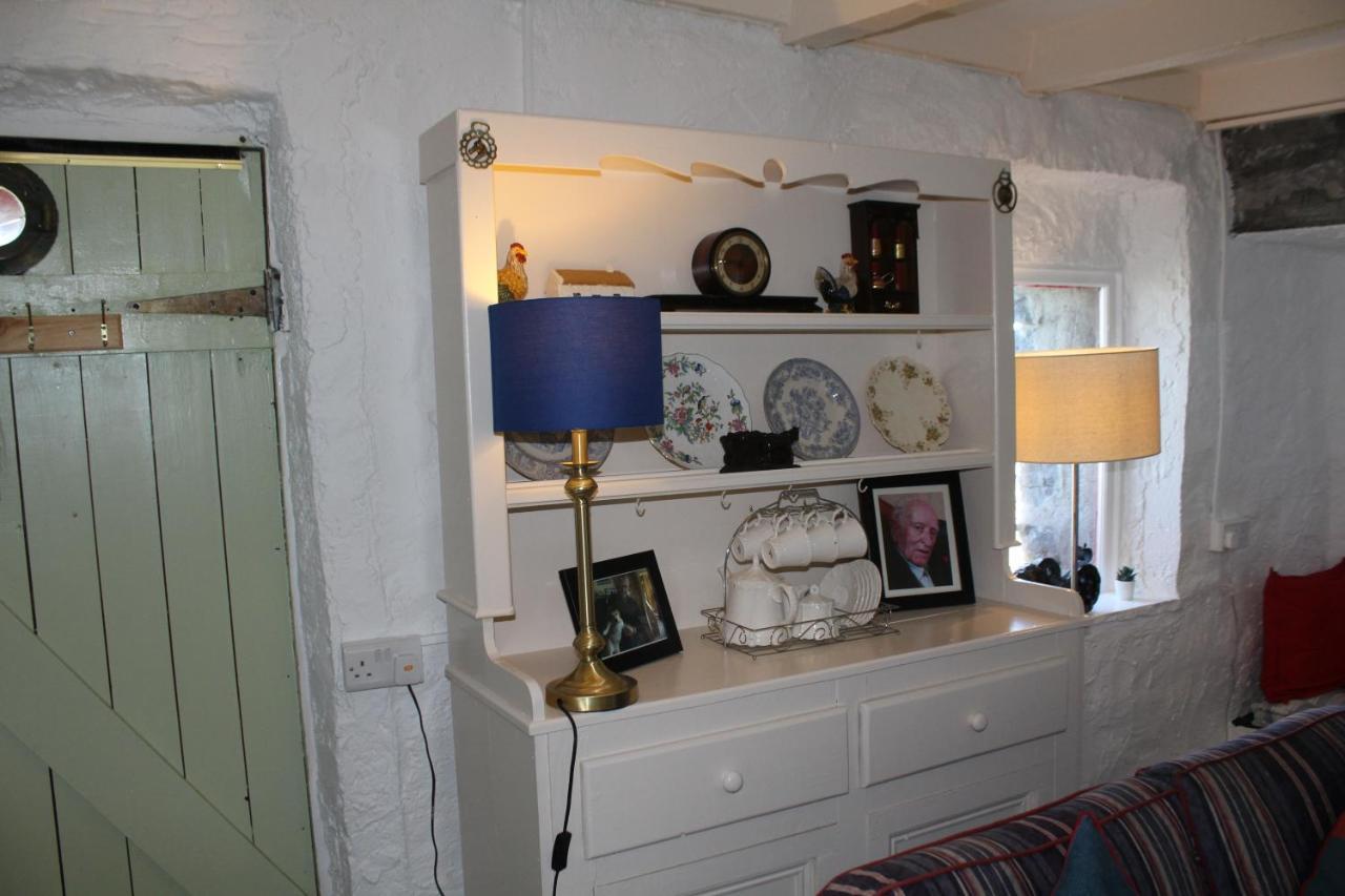 1844 Seascape Cottage Is Located On The Wild Atlantic Way Fanore Exterior foto